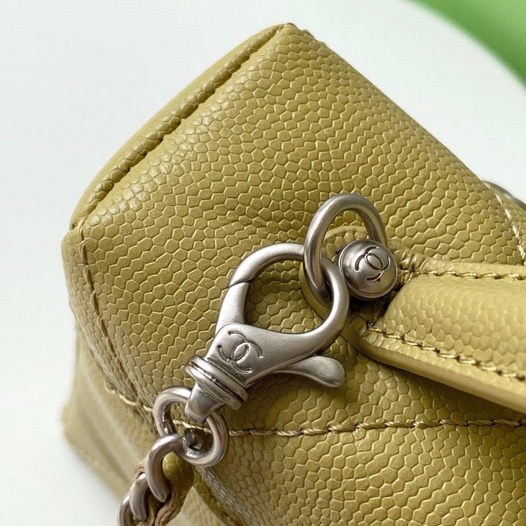 Chanel 25K Large in Caviar Leather with Zipper for Shoulder Crossbody Bag Carry in Black Color