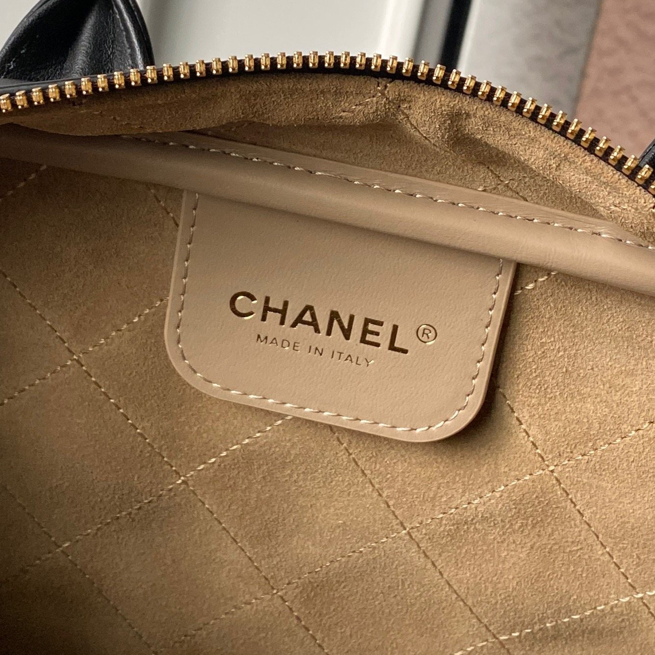 Chanel Mini Bonbon in Caviar Leather with Zipper for Handheld Hand Shoulder Carry