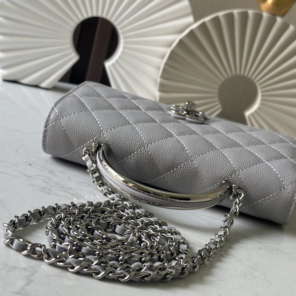 Chanel Top Handle WOC (Wallet on Chain) in Caviar Leather with Turn-lock Flap Closure for HandheldSh