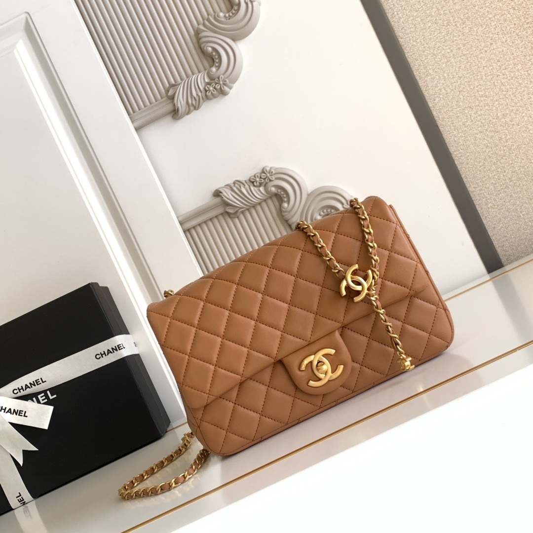 Chanel Classic Flap in Caviar Leather with Turn-lock for Shoulder Crossbody Carry Medium