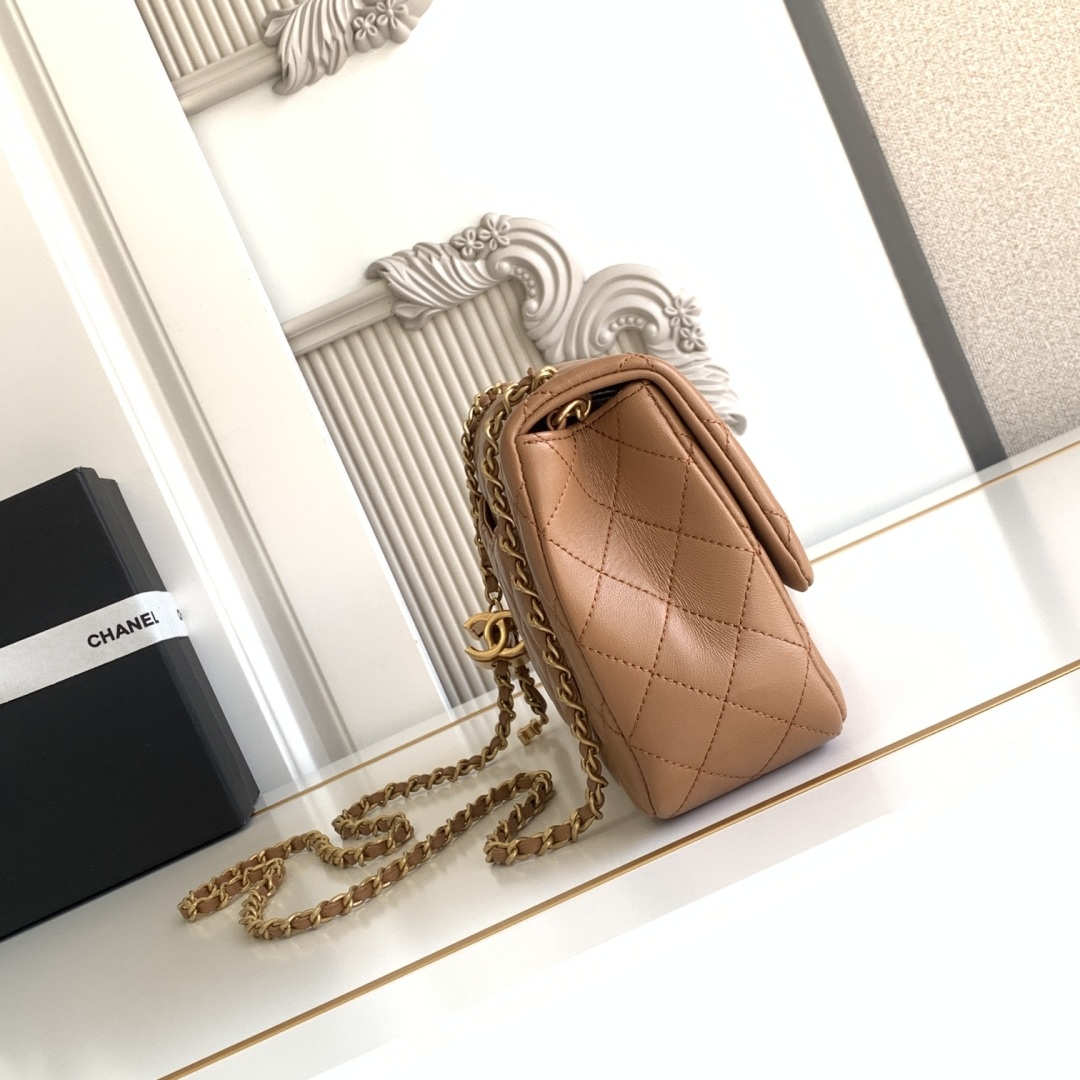 Chanel Classic Flap in Caviar Leather with Turn-lock for Shoulder Crossbody Carry Medium