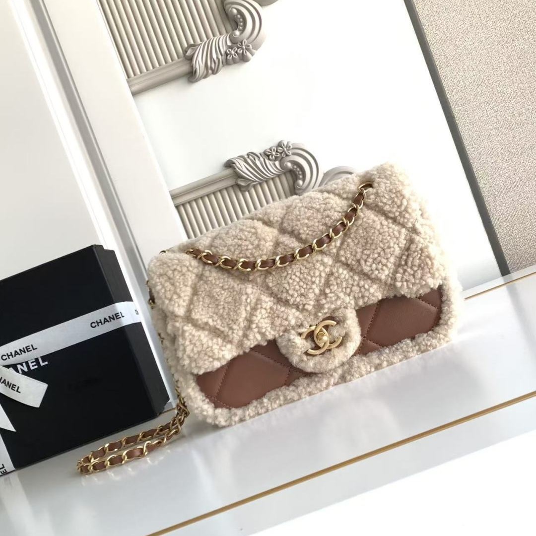 Chanel Classic Flap in Shearling and Lambskin with Turn-lock for Shoulder Crossbody Carry