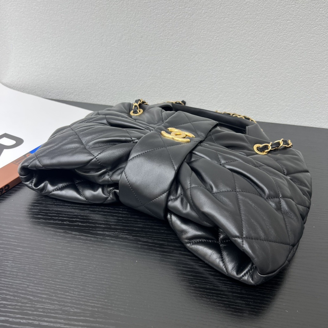 Chanel 25K Roulis Bow Hobo Medium in Lambskin with Magnetic Snap for Handheld Shoulder Carry