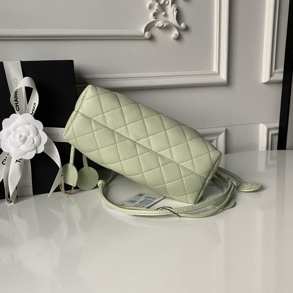 Chanel Hobo de Jour in Lambskin with Drawstring for Shoulder Crossbody Bag Carry Mini