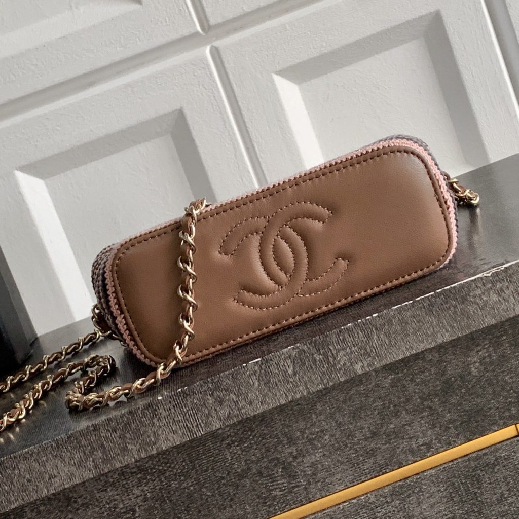 Chanel Bucket Bag Medium in Knitted Wool/Cotton Blend with Open Top Closure for Hand Shoulder Carry