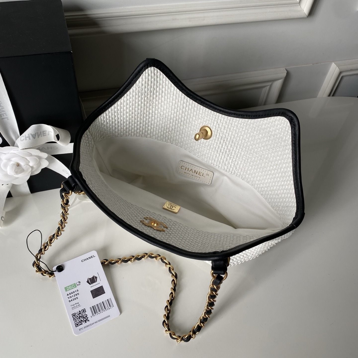 Chanel AS6015 in Raffia and Calfskin with Open Top for Handheld Shoulder Carry Designer Bag