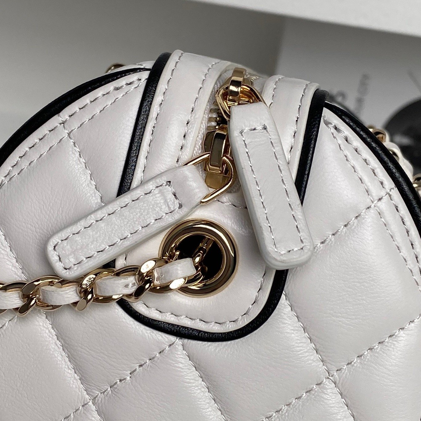 Chanel 25P Bowling in Lambskin with Zipper and Detachable Chain for Handheld Shoulder Carry