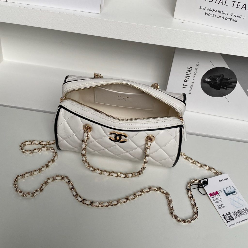 Chanel 25P Bowling in Lambskin with Zipper and Detachable Chain for Handheld Shoulder Carry