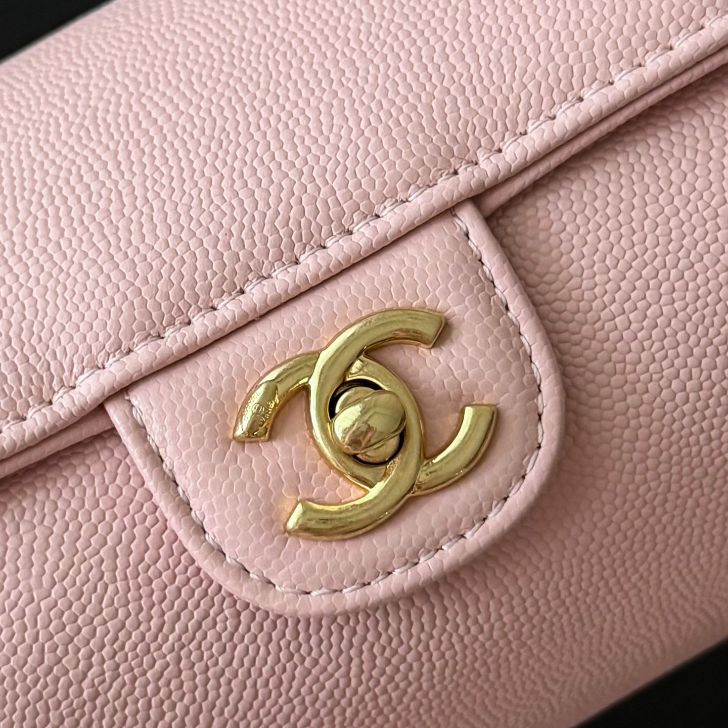 Chanel Vantage in Haas Calfskin with Magnetic Snap Flap Closure for Shoulder Bag and Handbag Carry