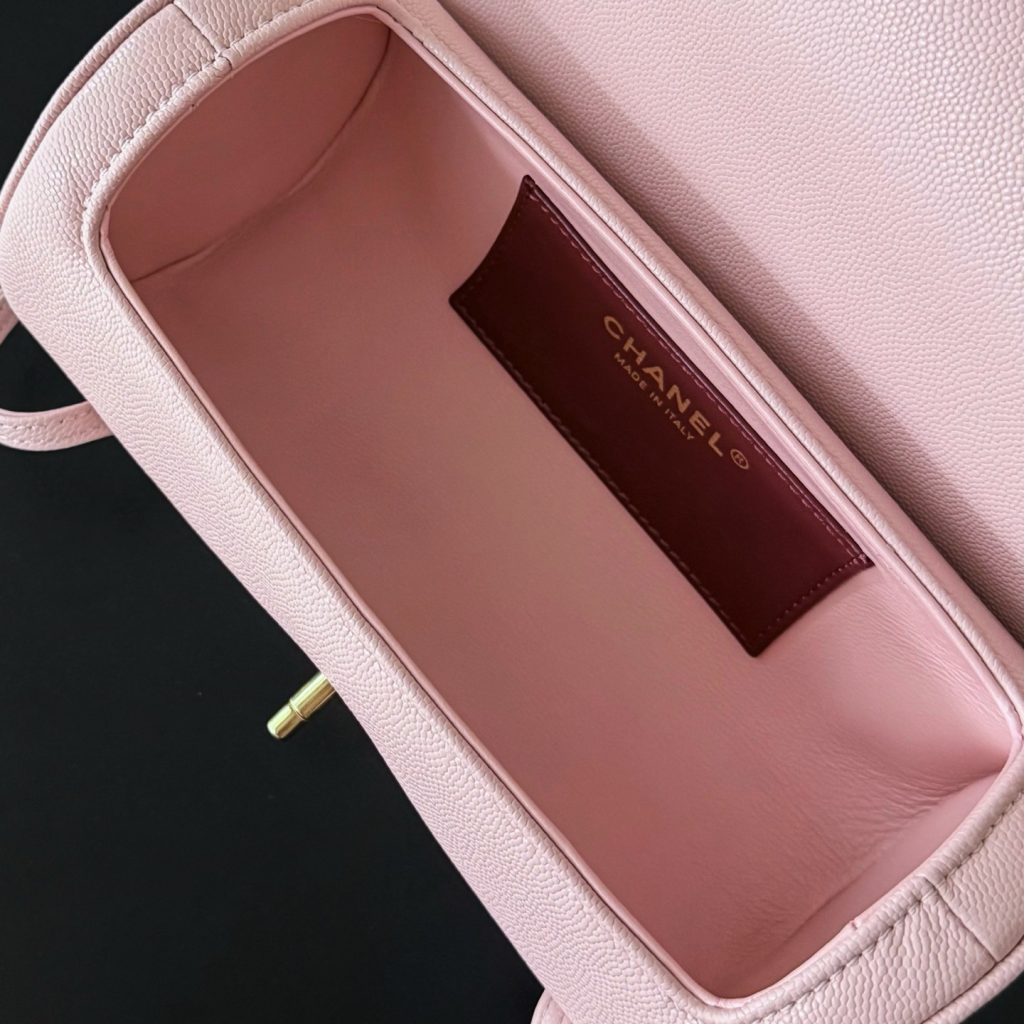 Chanel Vantage in Haas Calfskin with Magnetic Snap Flap Closure for Shoulder Bag and Handbag Carry