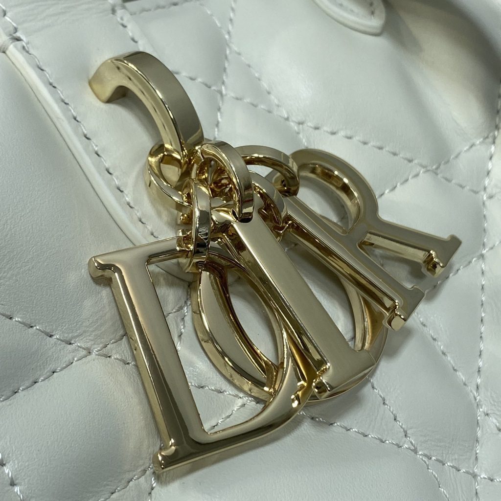 Dior Book Tote in Cannage Cuir with Open Top for Handheld Shoulder Carry 25cm Gold Hardware