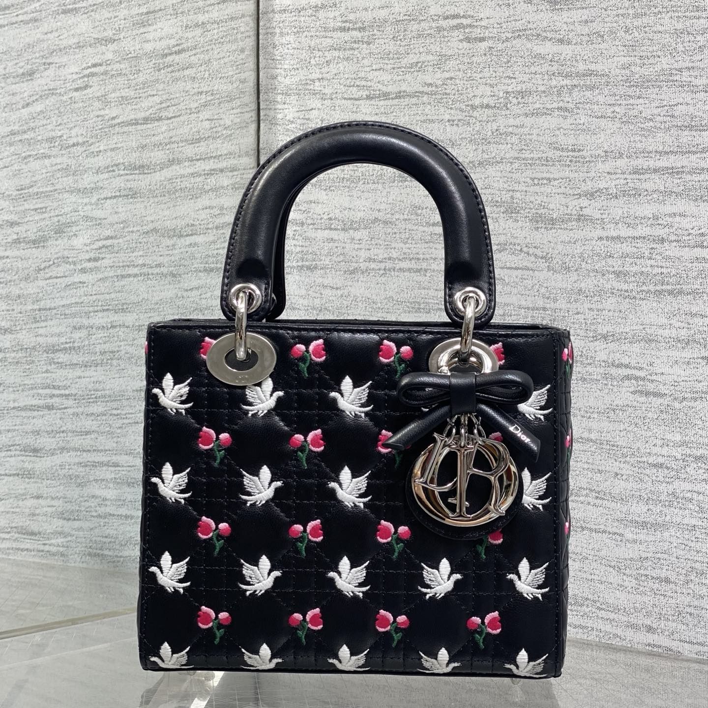 Dior Lady in Black Cannage Lambskin with White Birds Pink Flowers Embroidery and Magnetic