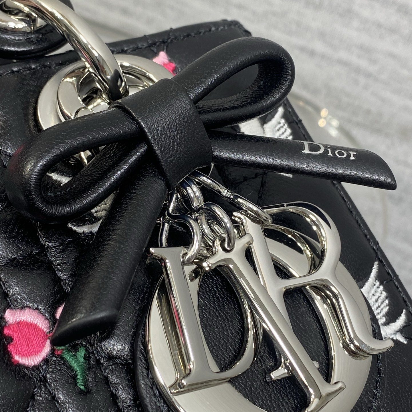 Dior Lady in Black Cannage Lambskin with White Birds Pink Flowers Embroidery and Magnetic