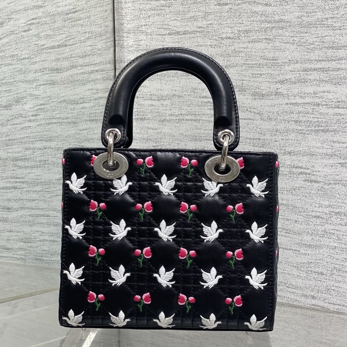 Dior Lady in Black Cannage Lambskin with White Birds Pink Flowers Embroidery and Magnetic