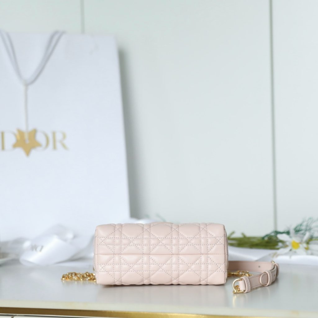 Dior Lady in Cannage Lamé Leather with Magnetic Snap for Handheld Shoulder Carry