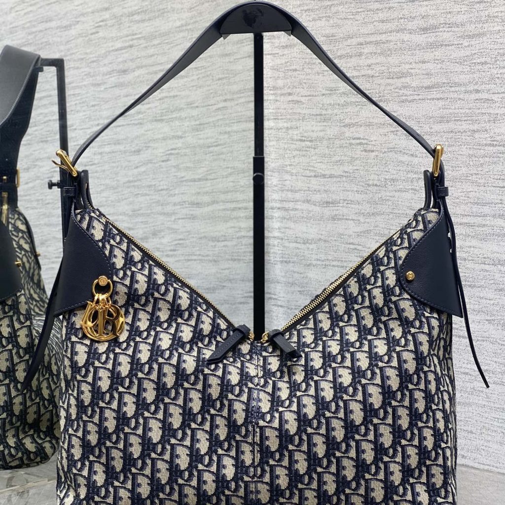 Dior Book Tote in Oblique Canvas / Calfskin Leather with Zipper Closure for Hand CarryShoulder Carry