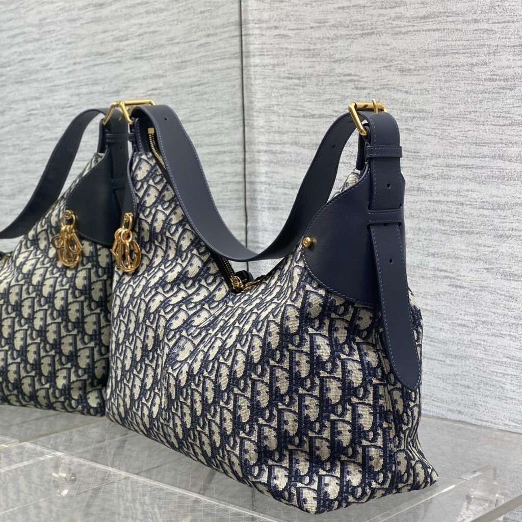 Dior Book Tote in Oblique Canvas / Calfskin Leather with Zipper Closure for Hand CarryShoulder Carry