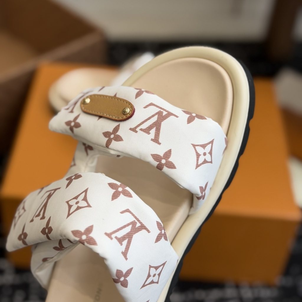 Louis Vuitton Pool Pillow Comfort Two-Strap Velcro Open-Toe Mule Flat Sandals
