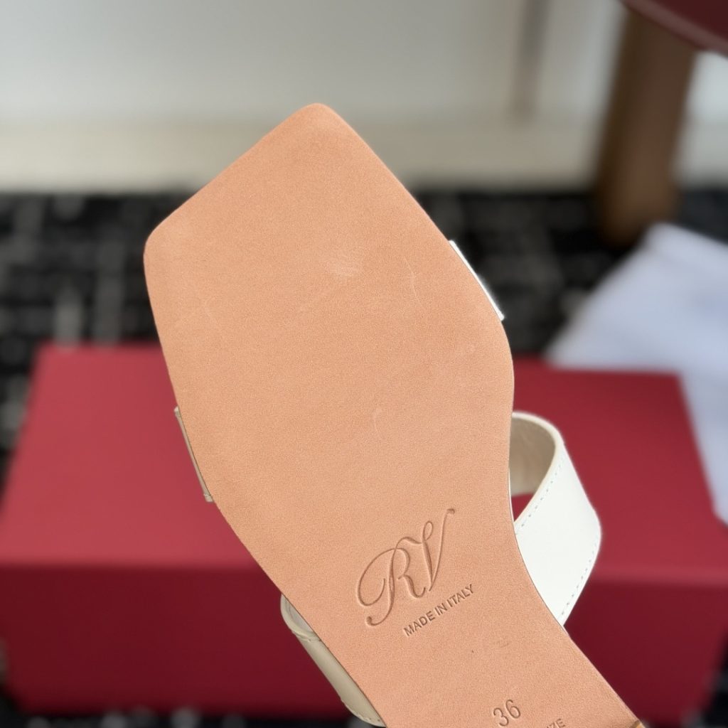 Roger Vivier Buckle-Trim Square Toe Leather Flat Sandals for Women