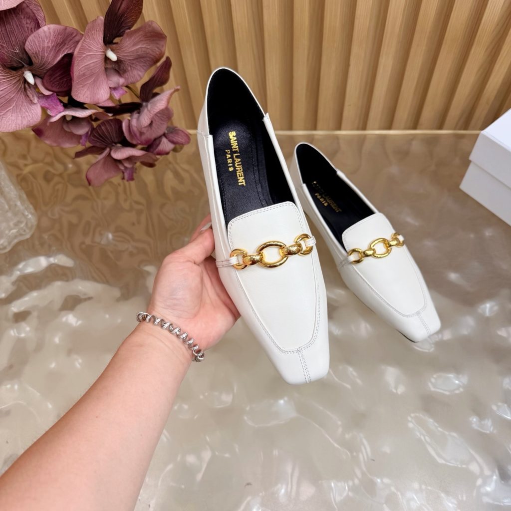 YSL Saint Laurent Pointed-Toe Gold Chain Trim Mule Slippers in Patent Lambskin with Italian Leather Sole