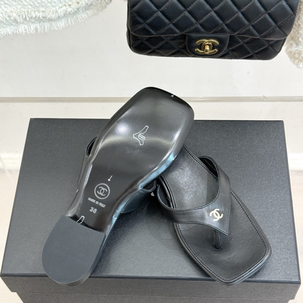 CHANEL CC Logo Gold Toe Post Block Heel Slippers in Full-grain Lambskin with Italian Leather Sole