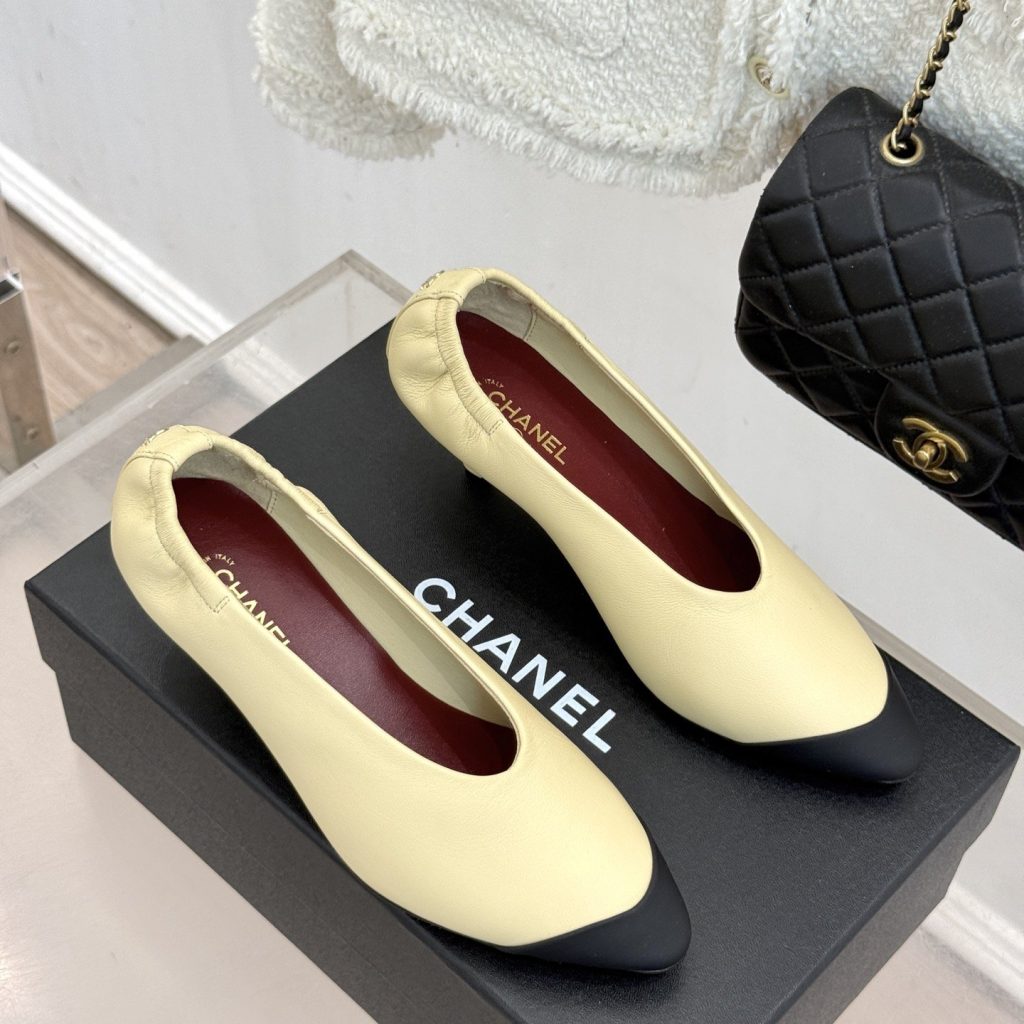 CHANEL Double C Colorblock Pleated Kitten Heel Pumps in Genuine Lambskin with Italian Leather Sole