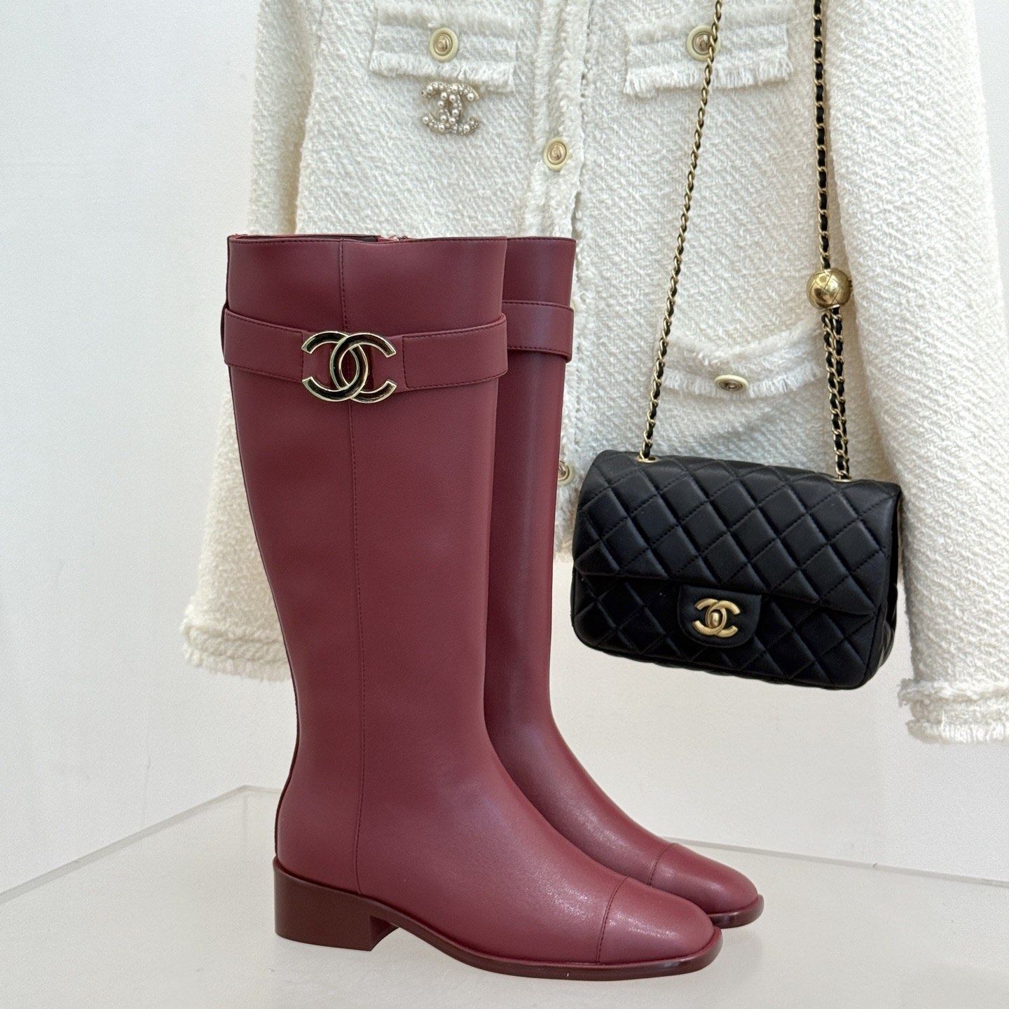 CHANEL Double C Metal Buckle Strap Riding Short Boots in Genuine Cowhide with Lambskin Lining and Italian Leather Sole