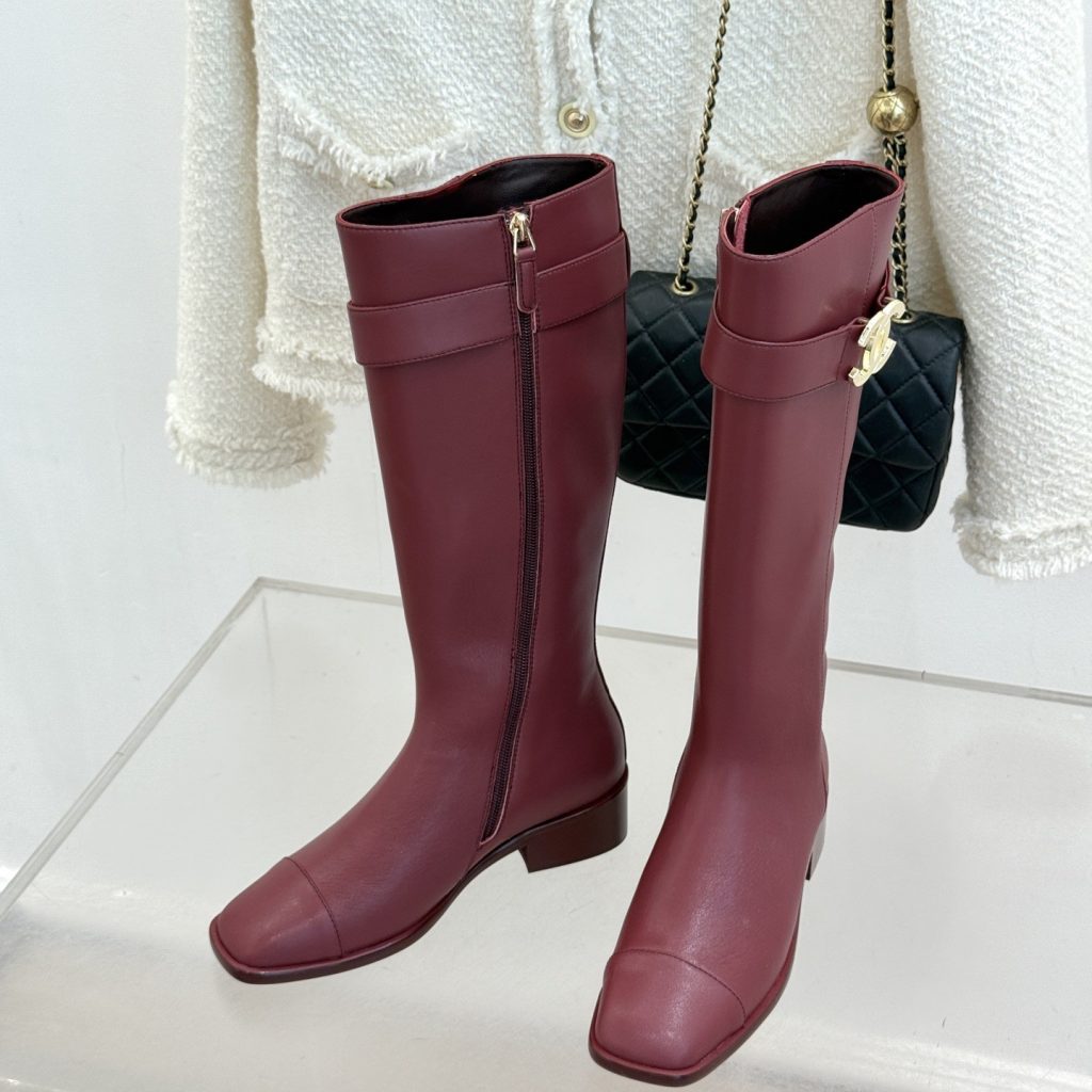 CHANEL Double C Metal Buckle Strap Riding Short Boots in Genuine Cowhide with Lambskin Lining and Italian Leather Sole