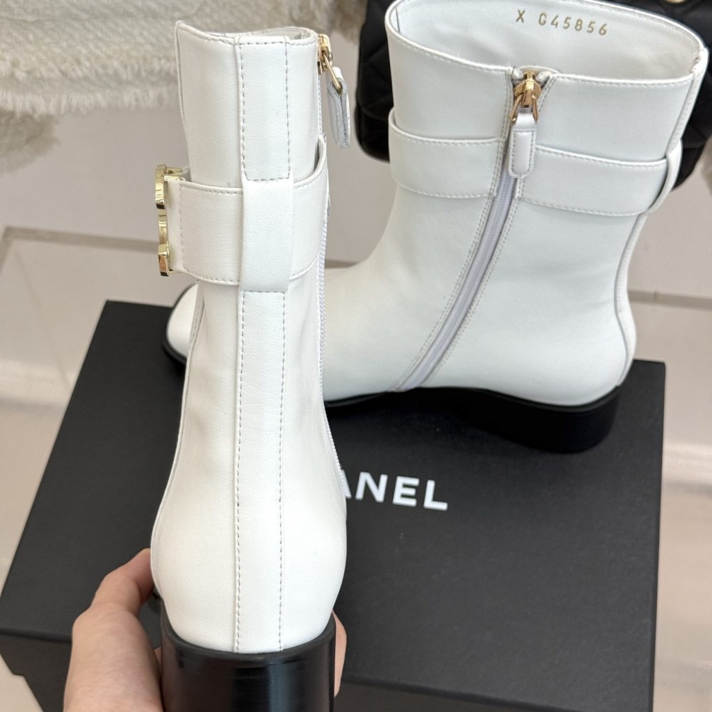 CHANEL Double C Metal Buckle Strap Riding Short Boots in Genuine Cowhide with Lambskin Lining and Italian Leather Sole
