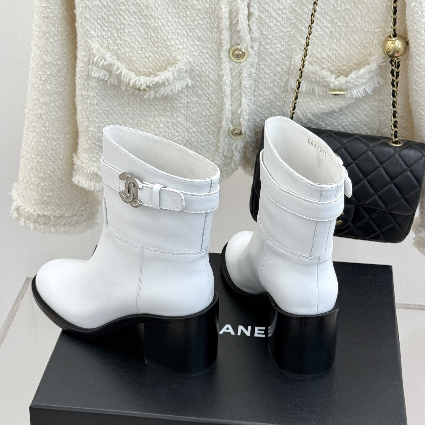 CHANEL Double C Metal Buckle Strap Cowhide Riding Short Boots with Lambskin Lining and Italian Leather Sole