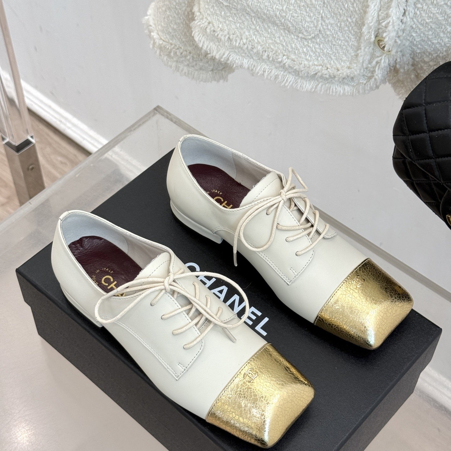 CHANEL Two-Tone Lace-Up Block Heel Oxfords in Genuine Lambskin with Italian Leather Sole
