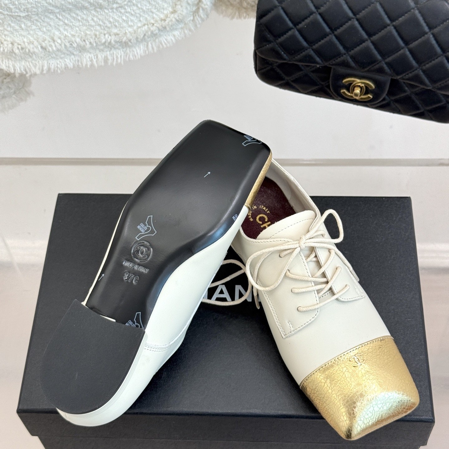 CHANEL Two-Tone Lace-Up Block Heel Oxfords in Genuine Lambskin with Italian Leather Sole