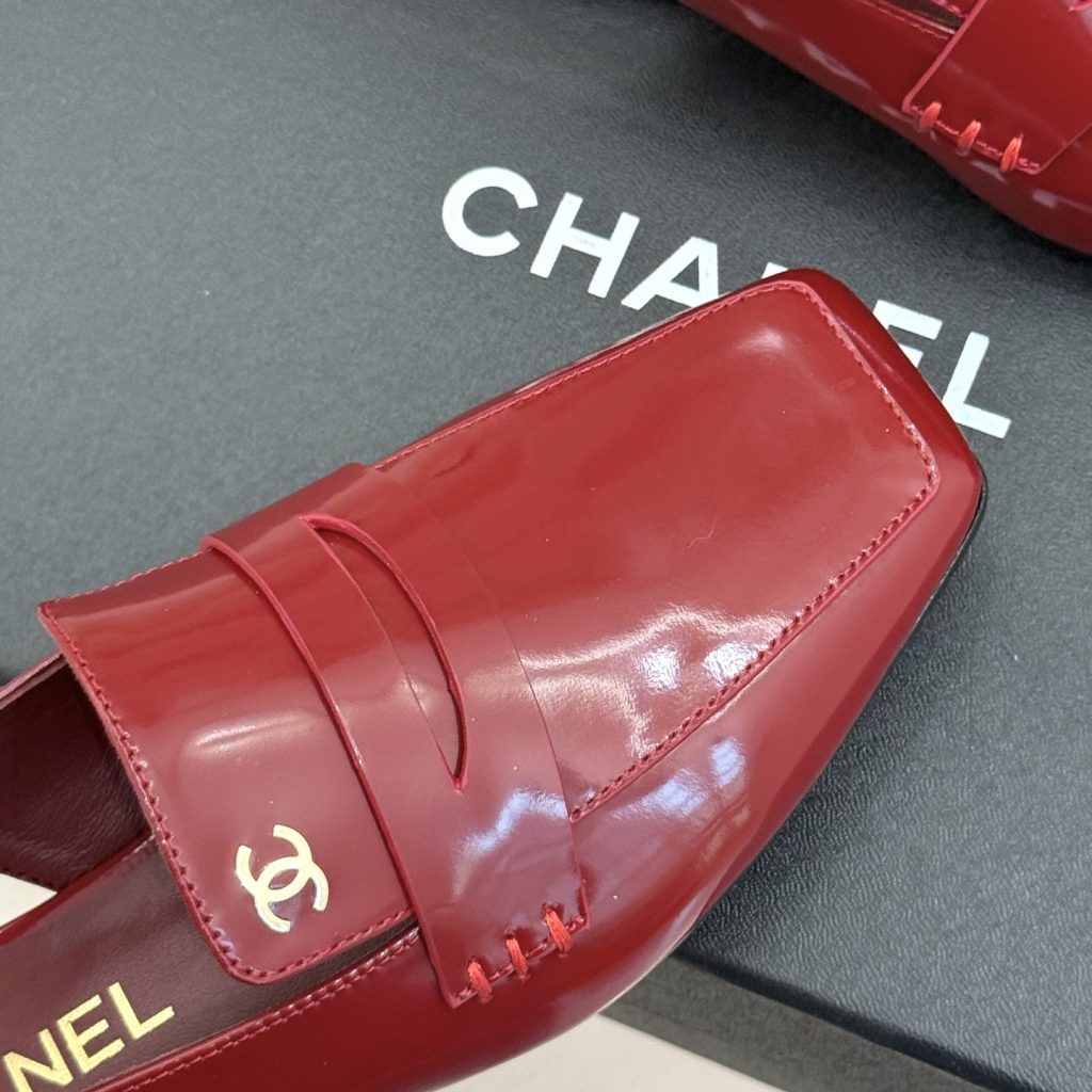 CHANEL Double C Square-Toe Patent Flat Loafer Slippers in Genuine Lambskin with Italian Leather Sole