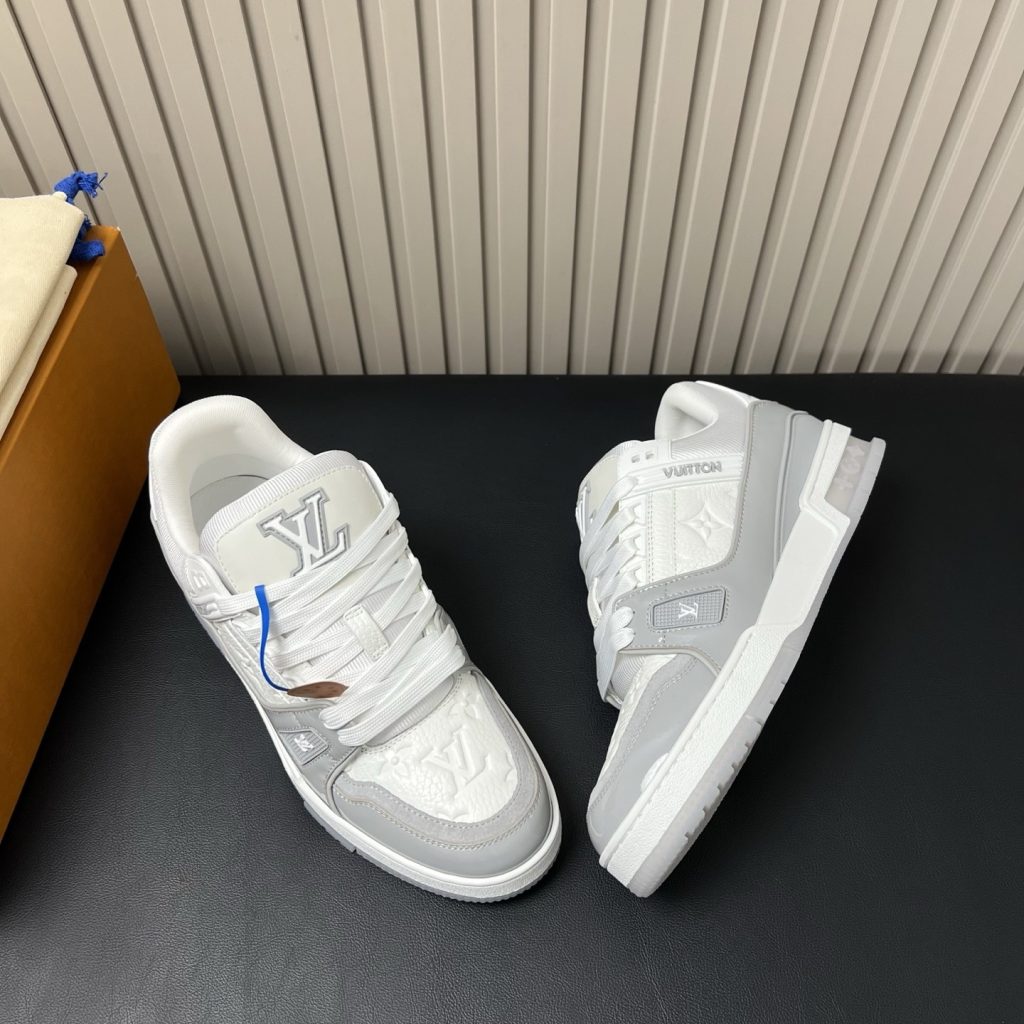LOUIS VUITTON Trainer Style Sneakers in Genuine Calfskin with TPU Sole