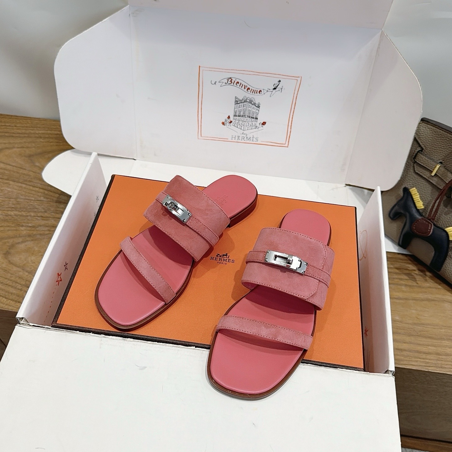 HERMES Thick-Sole Platform Shoes in Genuine Calfskin with Wool Lining and Italian Leather Sole