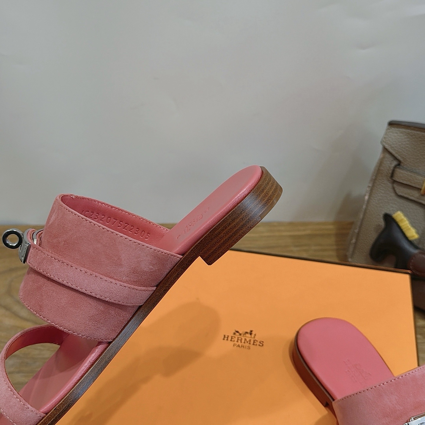 HERMES Thick-Sole Platform Shoes in Genuine Calfskin with Wool Lining and Italian Leather Sole