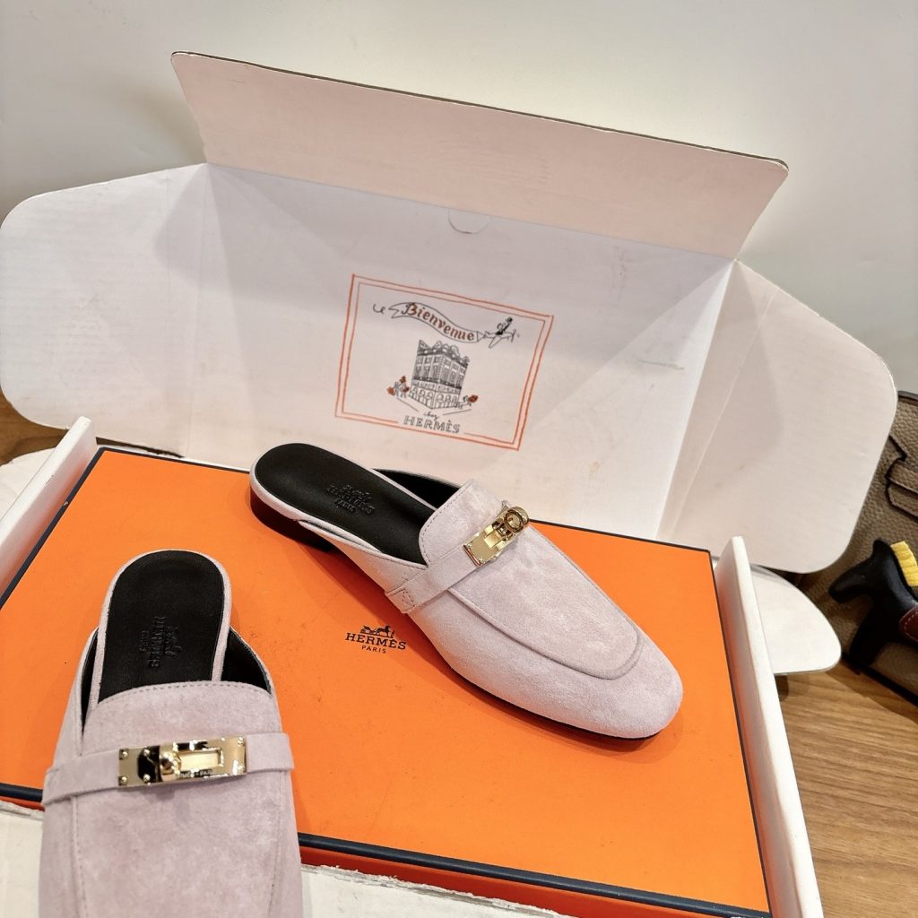 HERMES Eclair Thick-Sole Shoes with Enamel Buckle in Genuine Calfskin with Italian Leather Sole