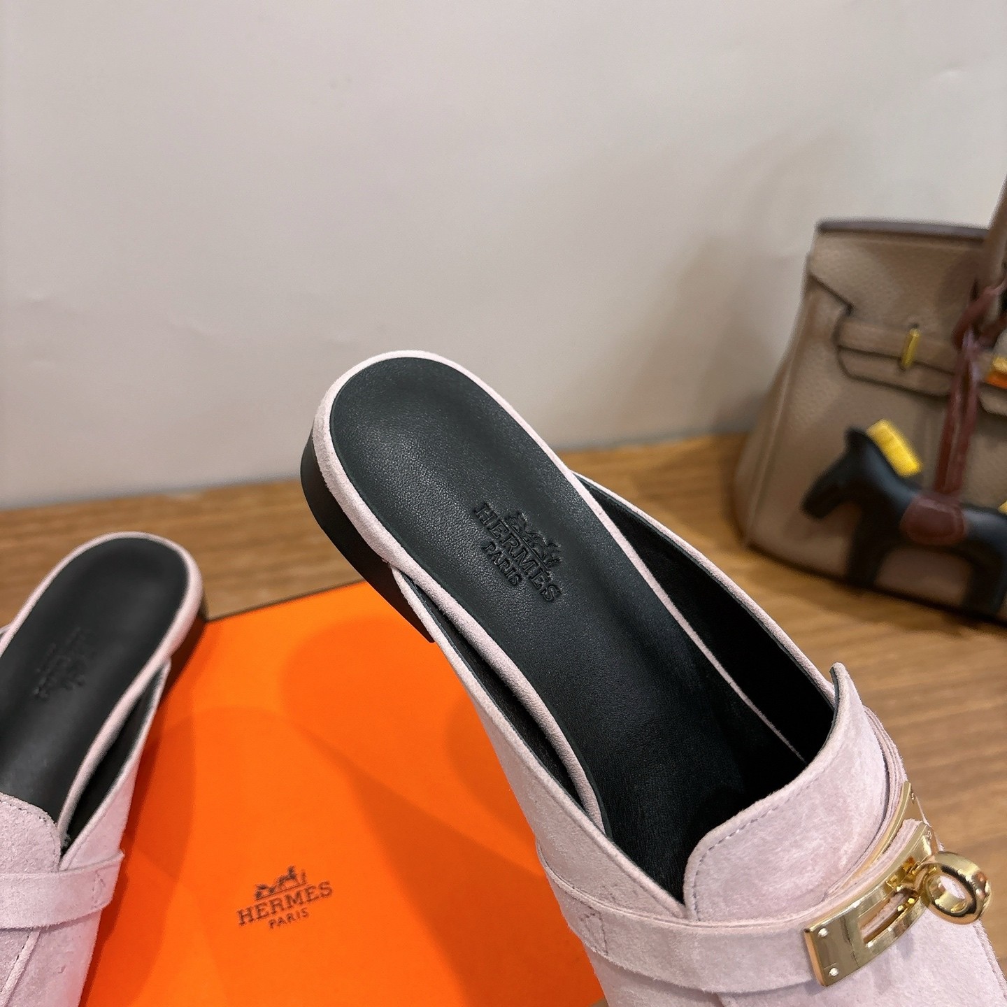 HERMES Eclair Thick-Sole Shoes with Enamel Buckle in Genuine Calfskin with Italian Leather Sole