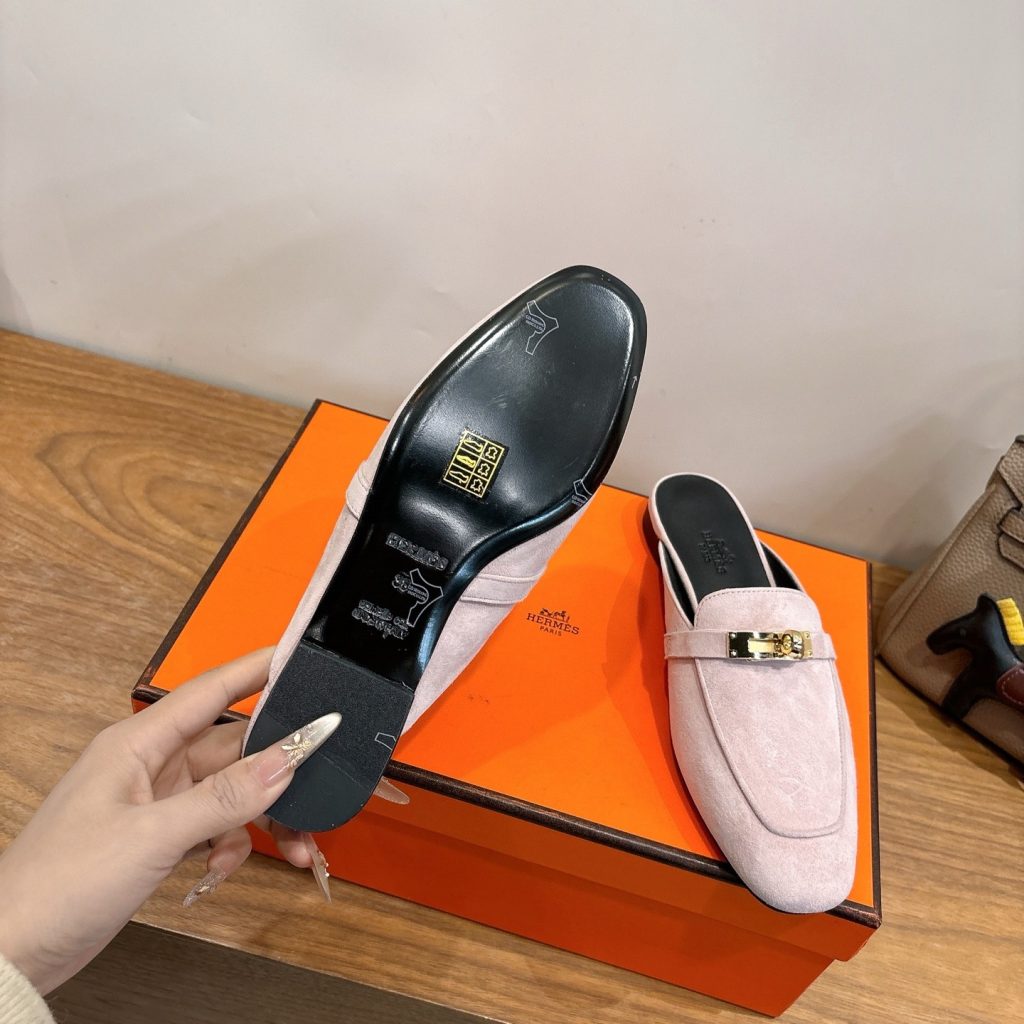 HERMES Eclair Thick-Sole Shoes with Enamel Buckle in Genuine Calfskin with Italian Leather Sole