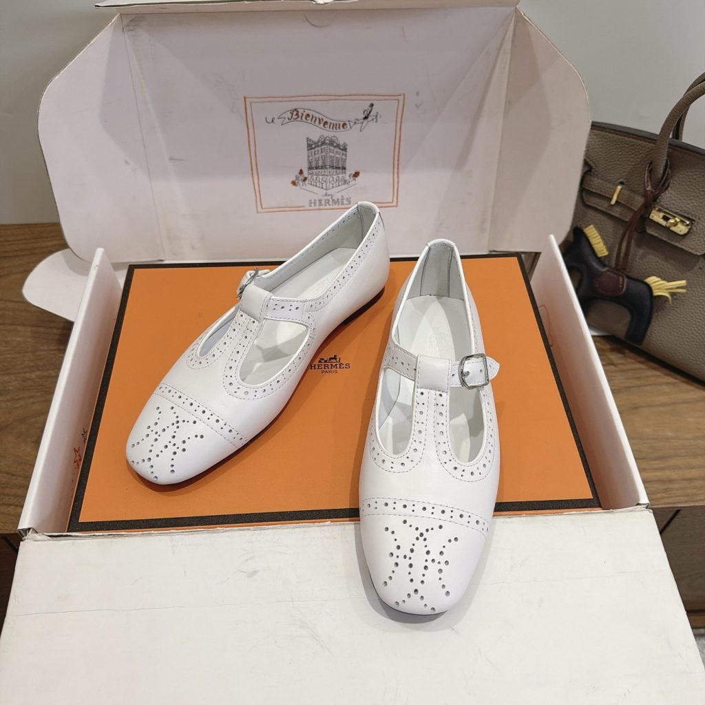 HERMES Laser-Engraved Loafer Shoes in Genuine Calfskin with Italian Leather Sole