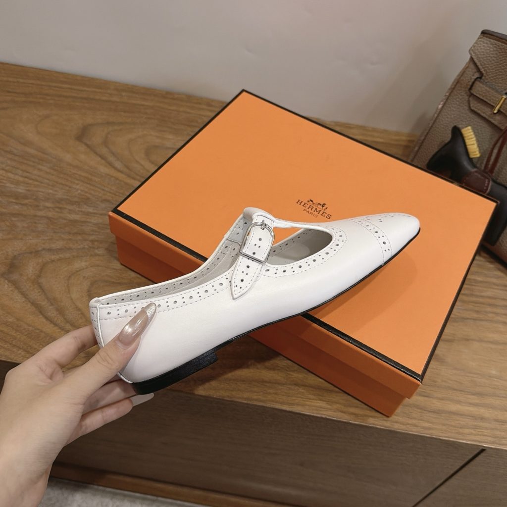 HERMES Laser-Engraved Loafer Shoes in Genuine Calfskin with Italian Leather Sole