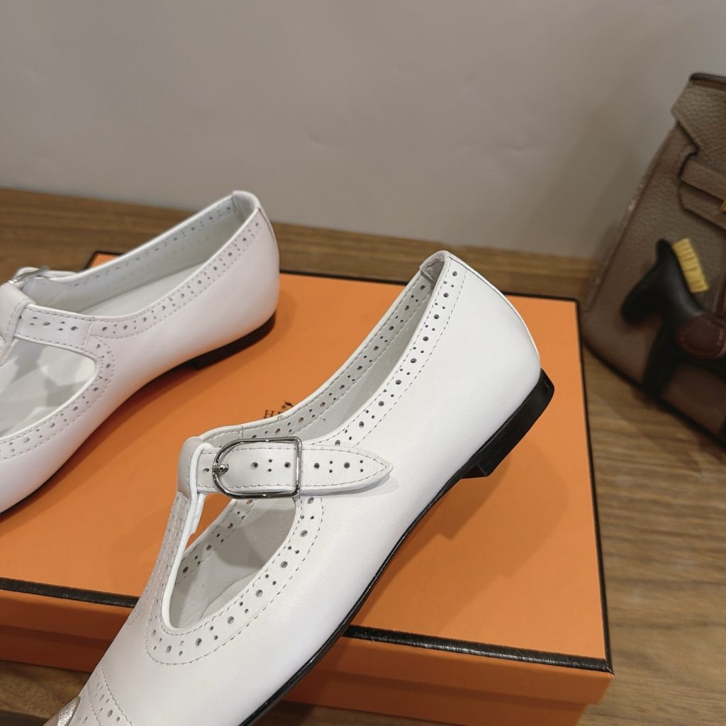 HERMES Laser-Engraved Loafer Shoes in Genuine Calfskin with Italian Leather Sole