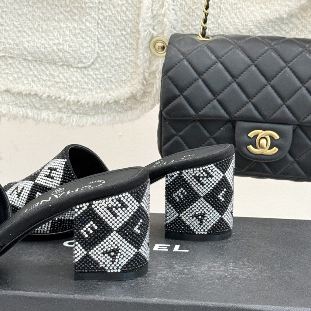 CHANEL Classic Crystal Double C Letter Slippers in Genuine Lambskin with Italian Leather Sole
