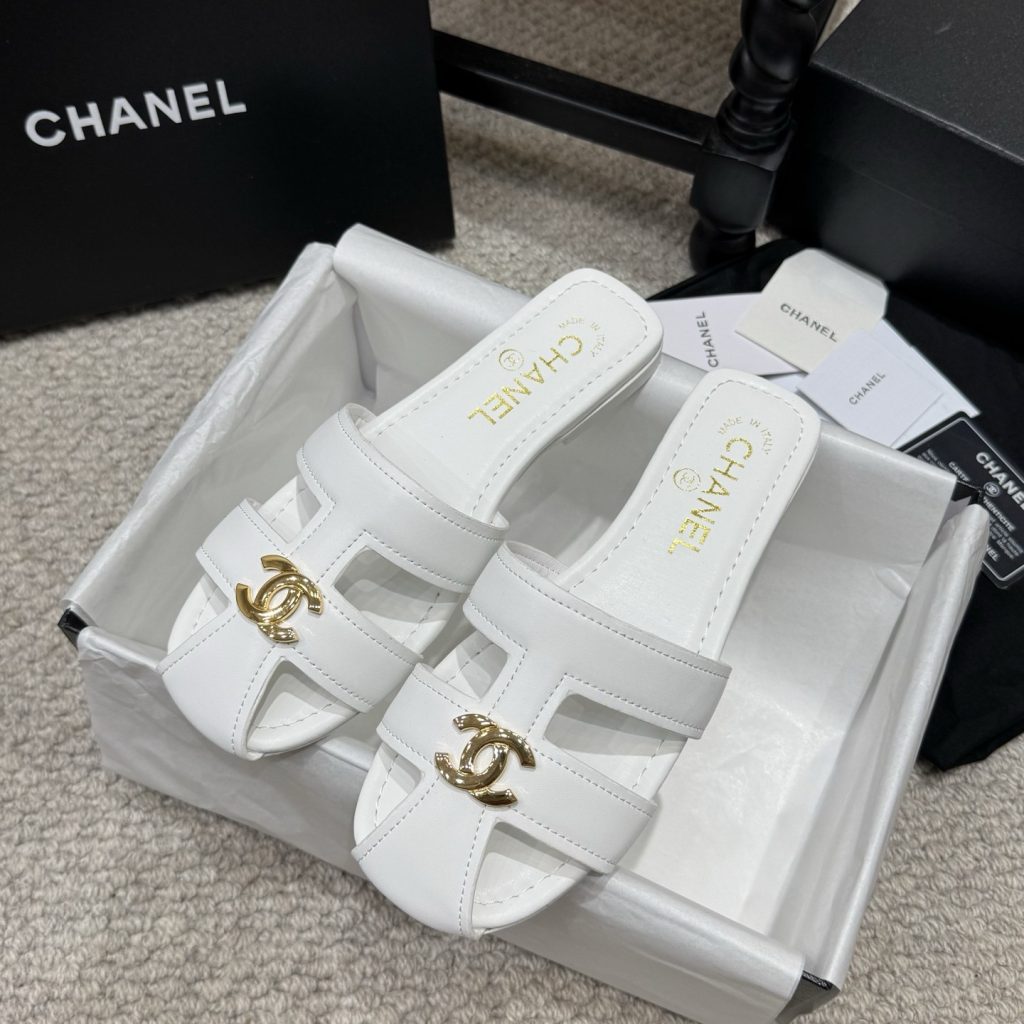 Chanel Double C Logo Roman Flat Sandals Italian Calfskin Goatskin Lining Edition 2