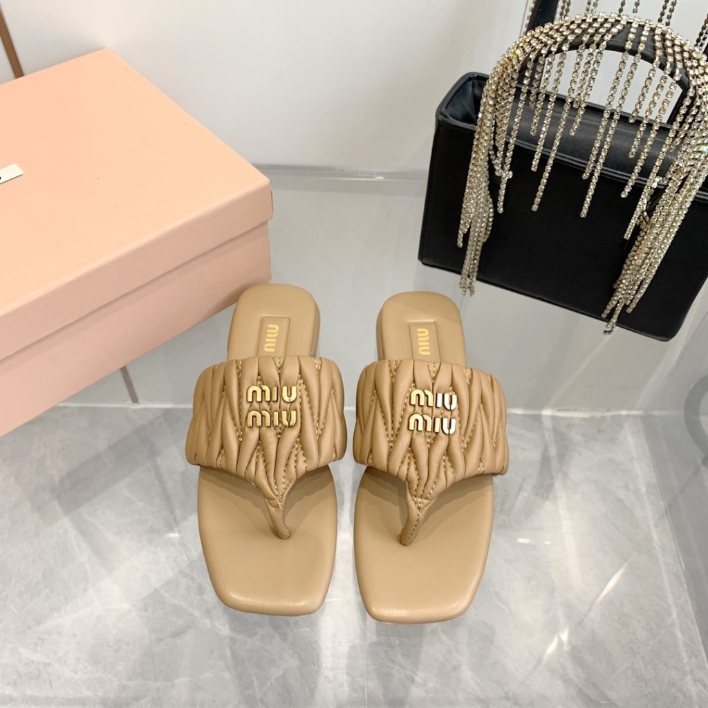 Miu Miu Quilted Flat Sandals in Lambskin with Italian Leather Sole