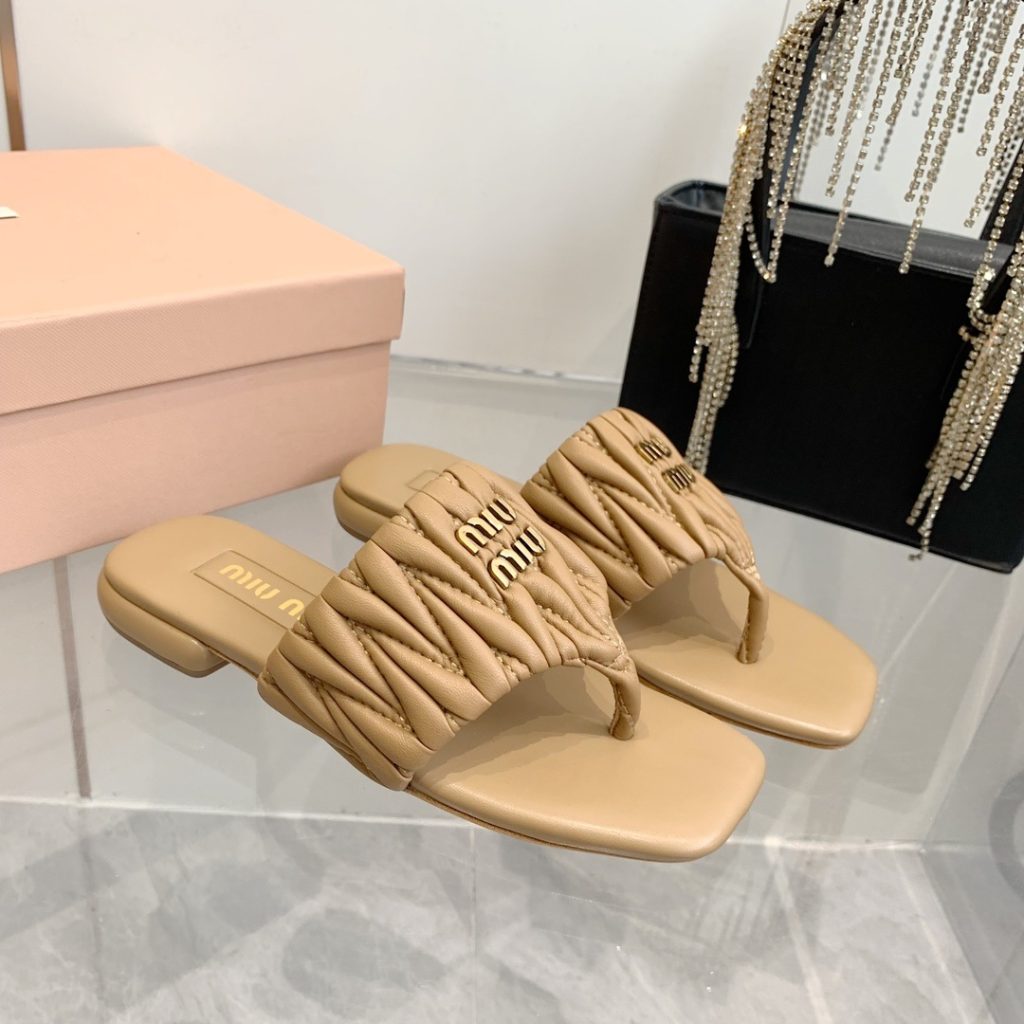Miu Miu Quilted Flat Sandals in Lambskin with Italian Leather Sole
