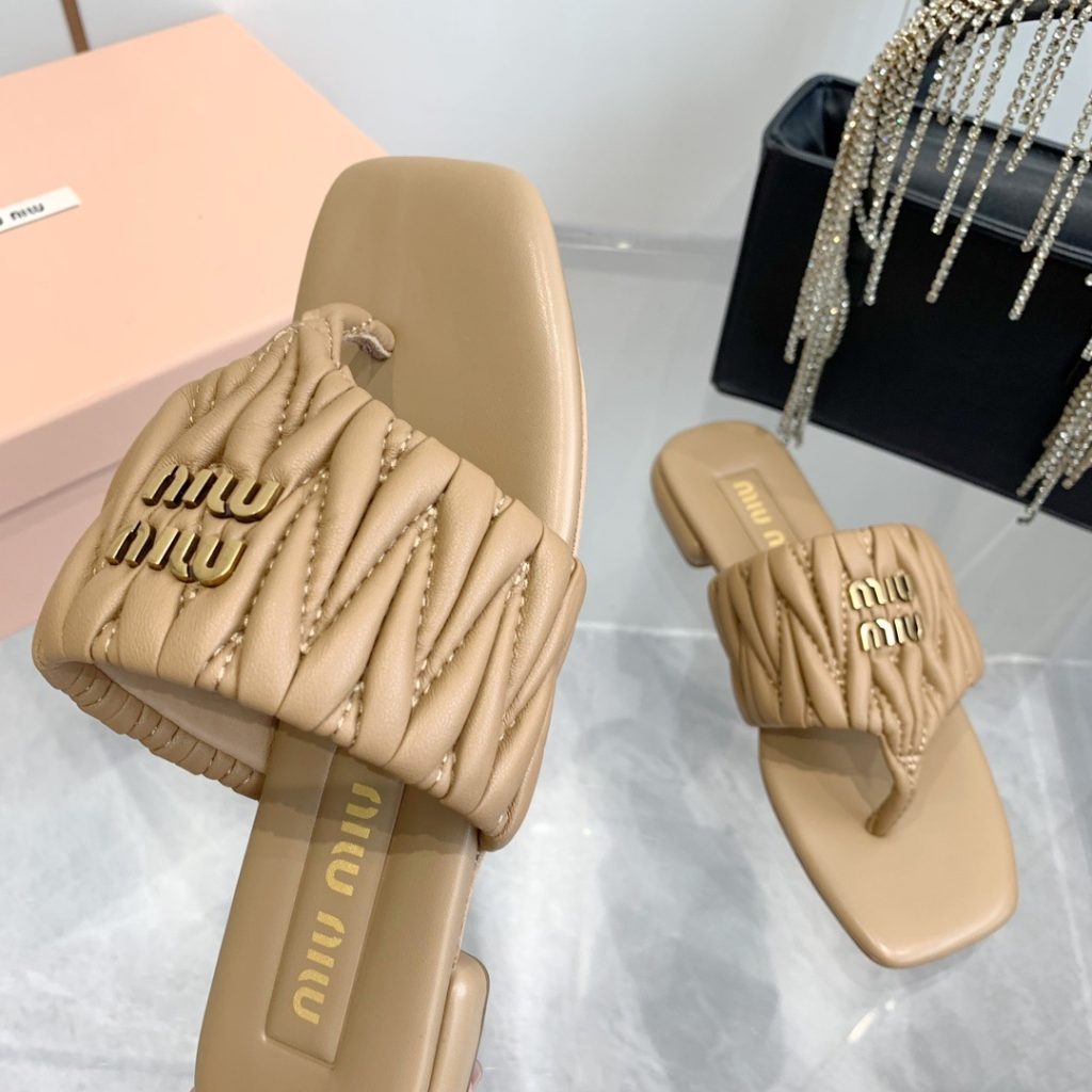 Miu Miu Quilted Flat Sandals in Lambskin with Italian Leather Sole