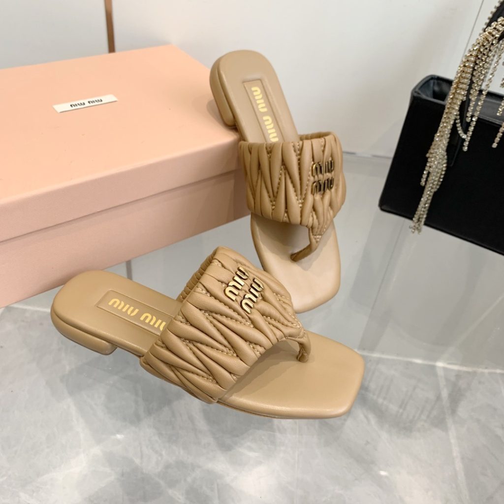 Miu Miu Quilted Flat Sandals in Lambskin with Italian Leather Sole