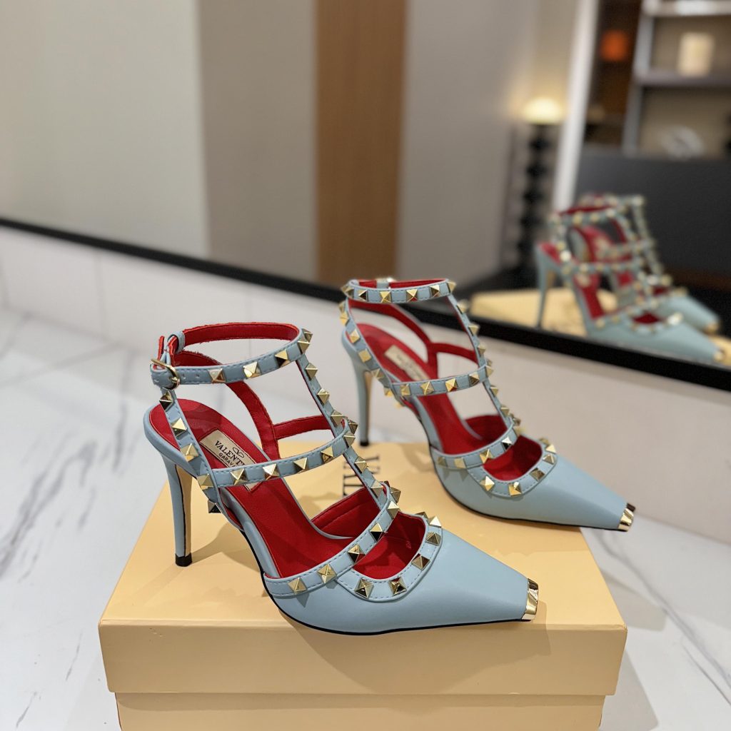 Valentino Rockstud Ankle-strap Rivet Sandals in Calfskin with Goatskin Lining