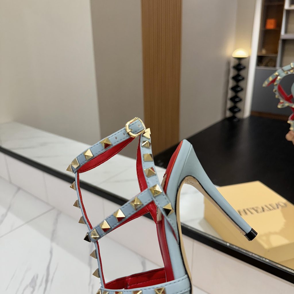 Valentino Rockstud Ankle-strap Rivet Sandals in Calfskin with Goatskin Lining
